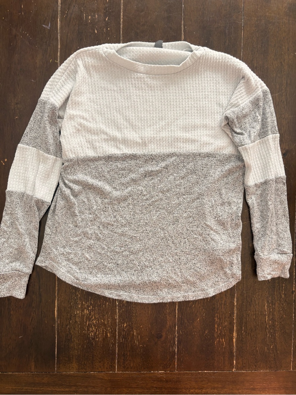Alya Two-Tone Light Gray Crewneck Long Sleeve Top